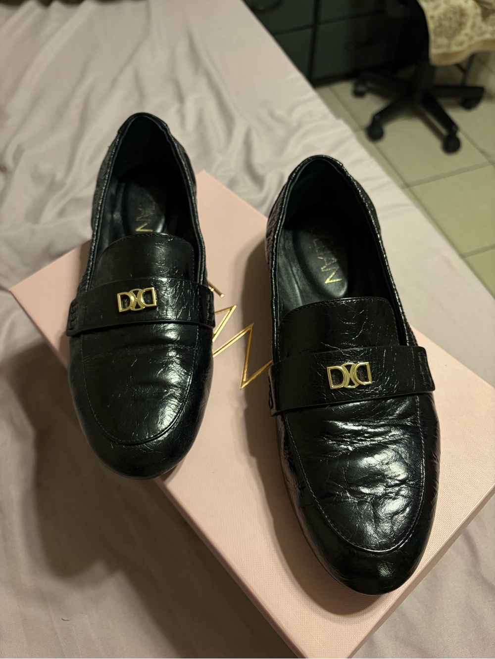 Delta Black Leather Women's Loafers with Gold Accent